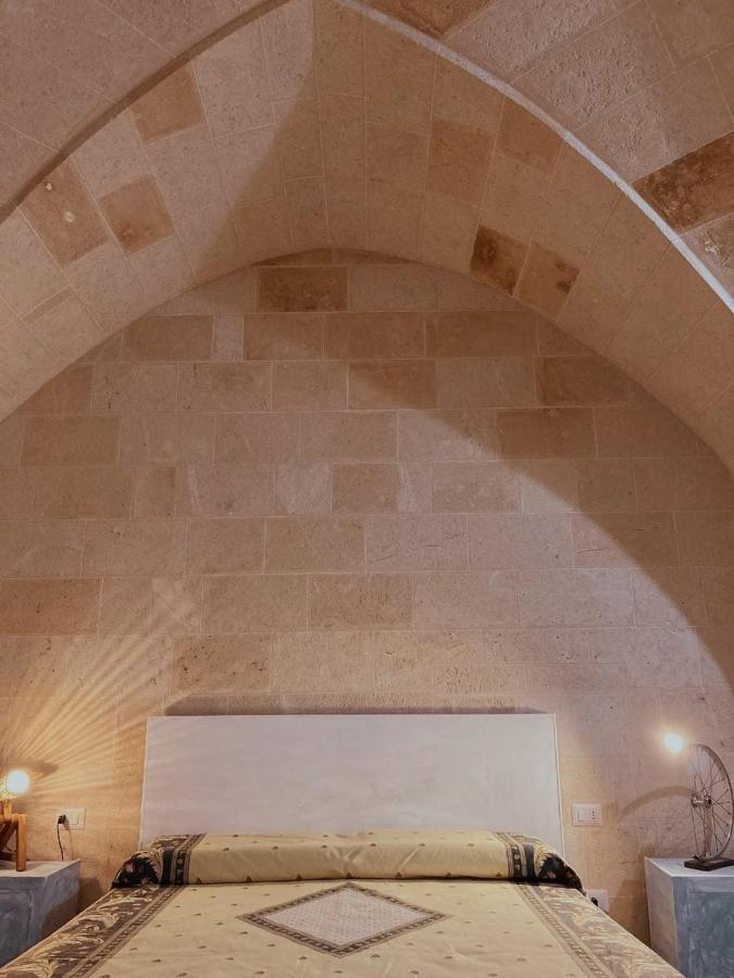 La Dimora Della Dea Estia Vila Oria  Exterior foto