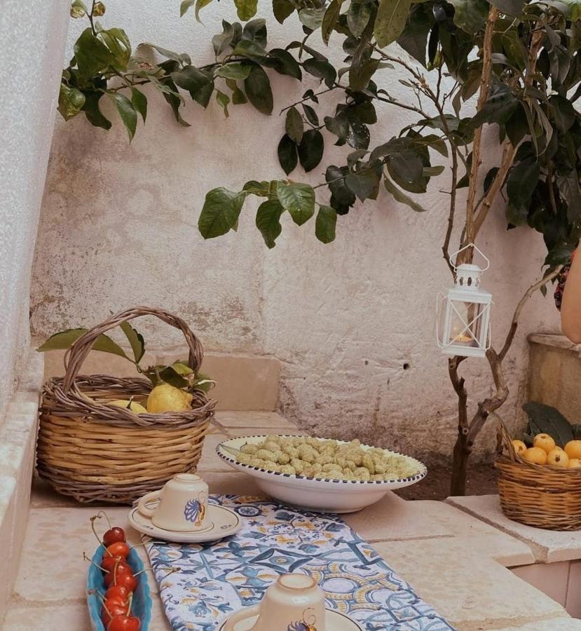 La Dimora Della Dea Estia Vila Oria  Exterior foto